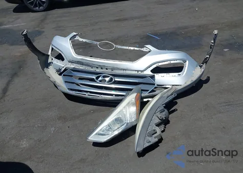 2013 Hyundai Santa Fe Sport z USA, uszkodzony, nr VIN 5XYZU3LB9DG099959